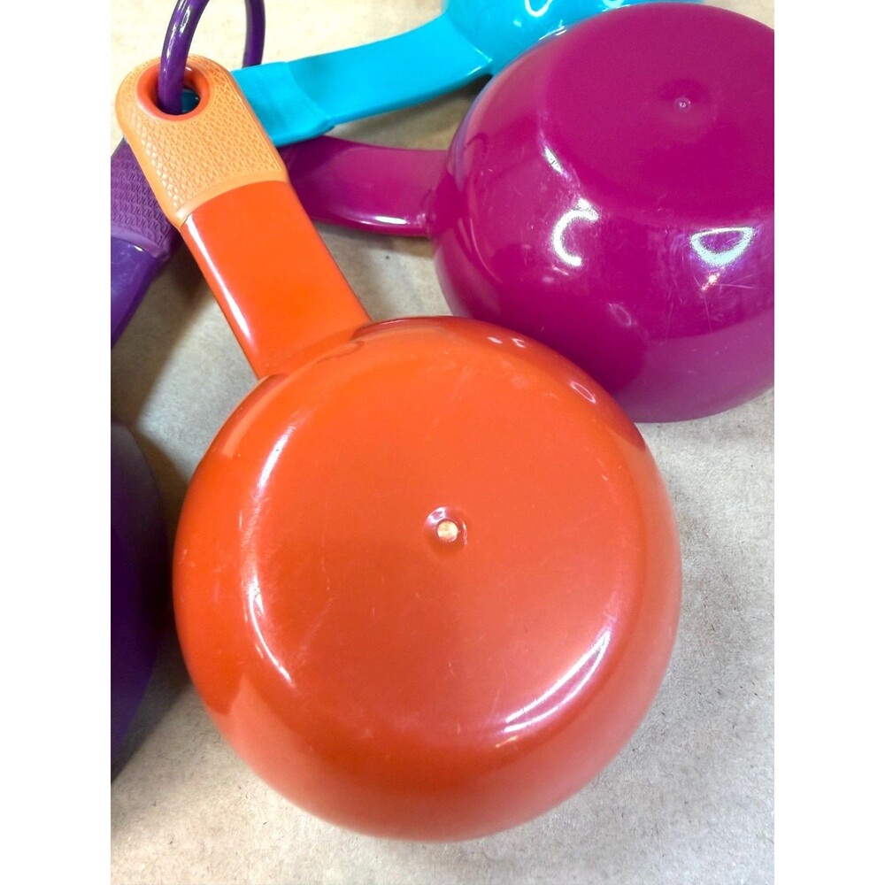 KitchenAid 4-Piece Universal Measuring Cup Set | Retro, 80s, Funky, Colorful - Picture 4 of 11